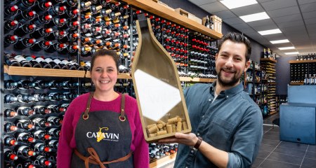 Julie Tumson et Nathan Tumson, franchisés CAVAVIN à Charleroi en Belgique Julie Tumson franchisé CAVAVIN à Gosselies en Belgique